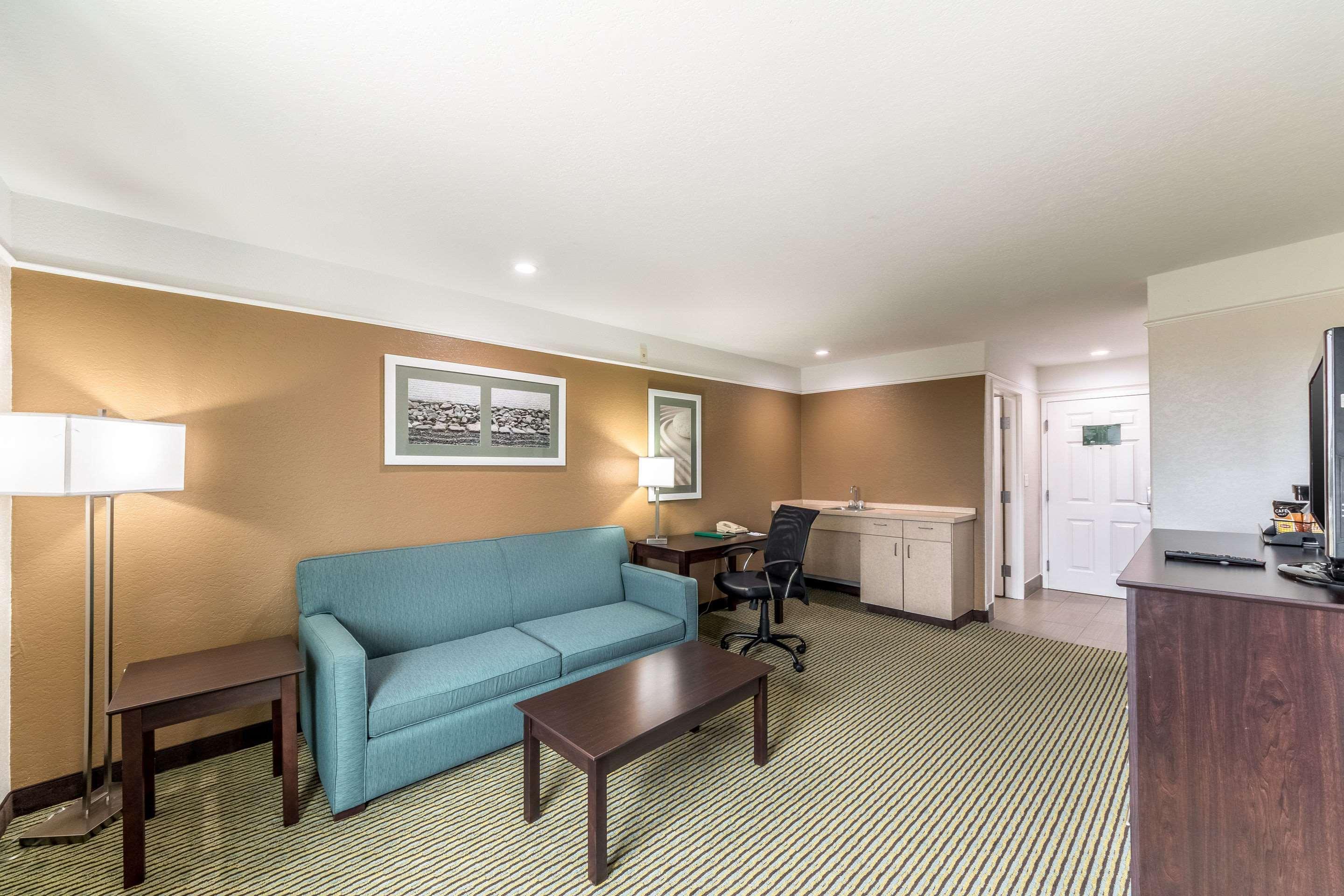 Quality Inn & Suites Seaworld North San Antonio Zewnętrze zdjęcie