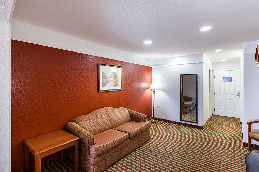 Quality Inn & Suites Seaworld North San Antonio Zewnętrze zdjęcie