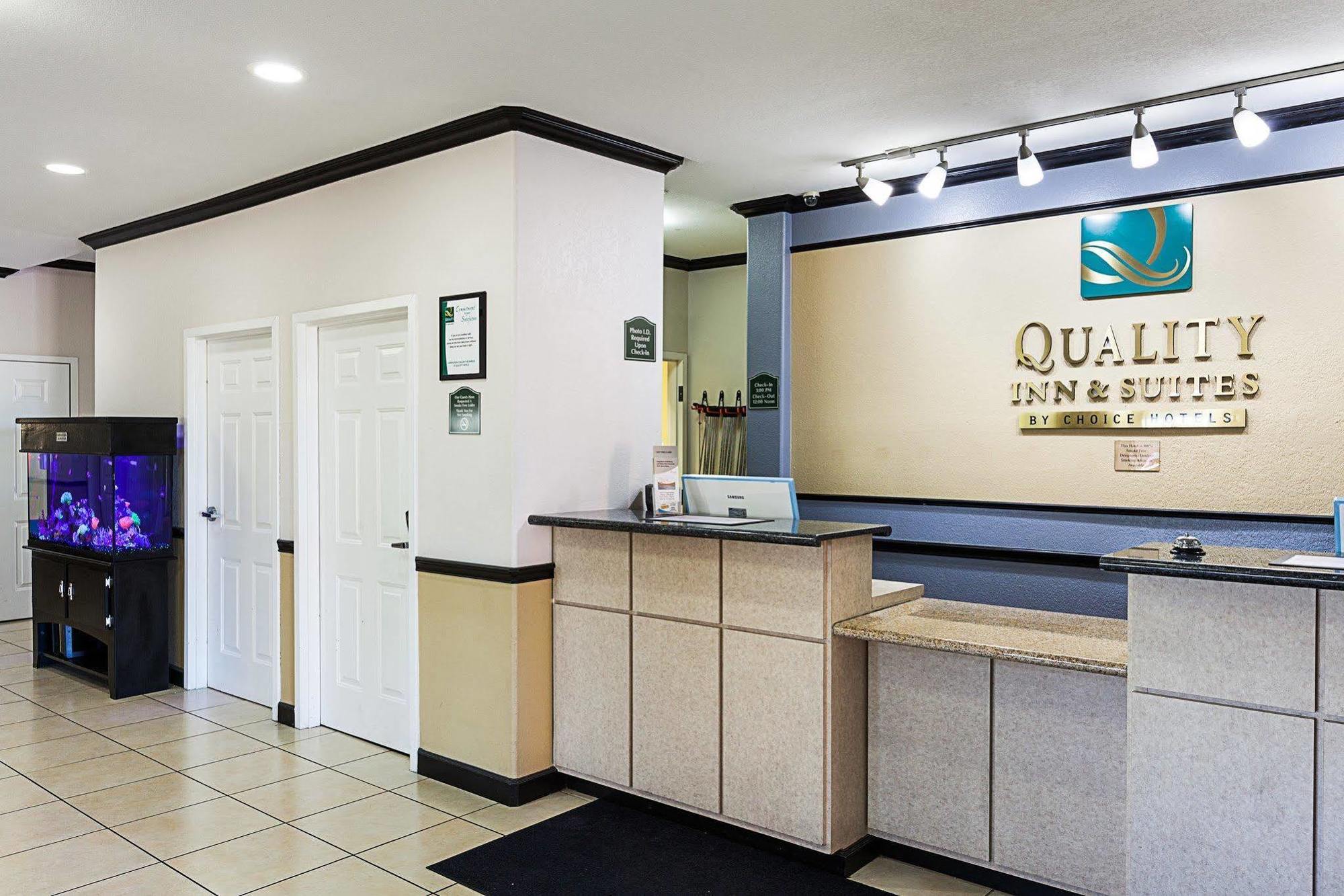 Quality Inn & Suites Seaworld North San Antonio Zewnętrze zdjęcie