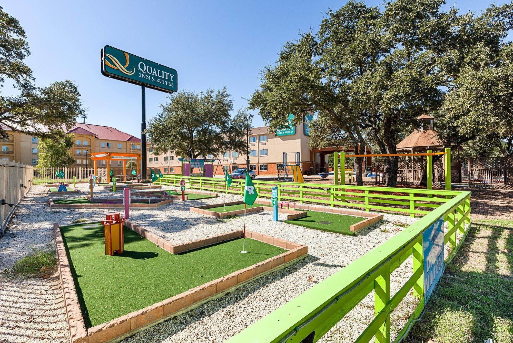 Quality Inn & Suites Seaworld North San Antonio Zewnętrze zdjęcie