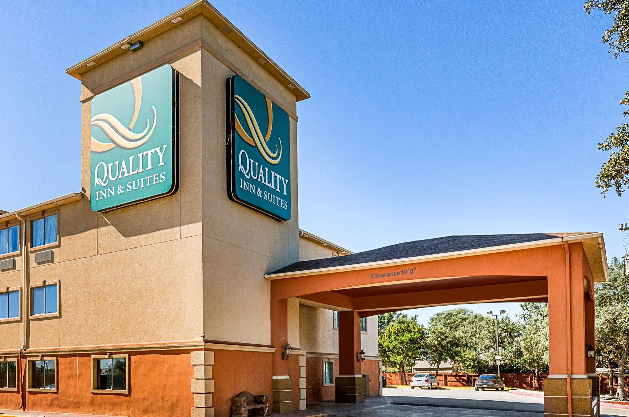 Quality Inn & Suites Seaworld North San Antonio Zewnętrze zdjęcie